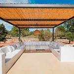 Helloapulia Charming Private With Pool In - Anahata Retreat *