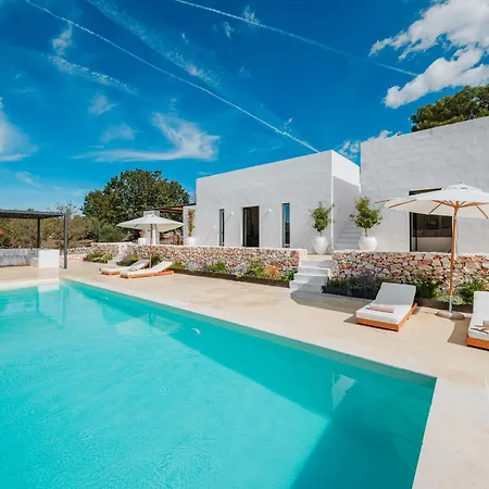Dimora Anahata - Infinity Pool & Outdoor Dining Area In Ostuni Villa