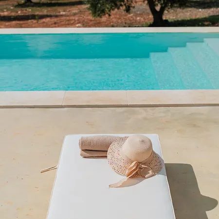 Villa Dimora Anahata - Infinity Pool & Outdoor Dining Area In Ostuni