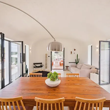 Dimora Anahata - Infinity Pool & Outdoor Dining Area In Ostuni Villa